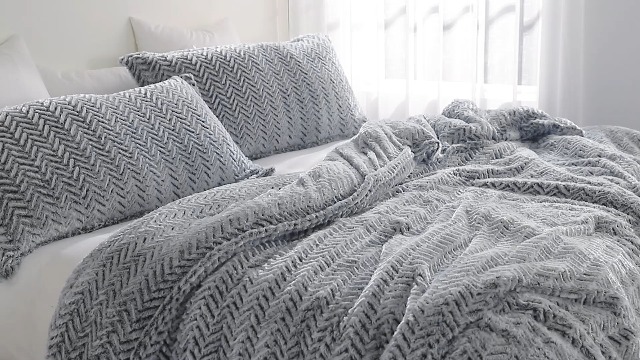 Amazon.com: Byourbed Cozy Peaks - Coma Inducer® Oversized King