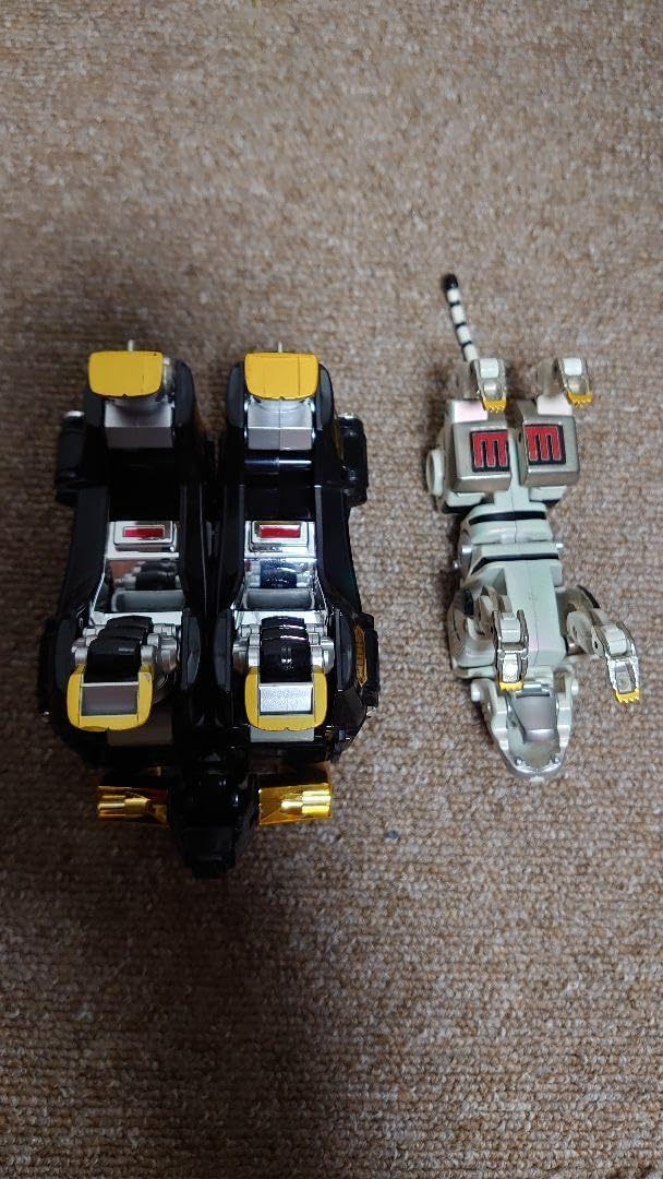 使用感少 箱 バンダイ 百獣 武装 戦隊 ガオレンジャー DX ガオエレファント 使用感少 箱 バンダイ 百獣 武装 戦隊 ガオレンジャー DX ガオエレファント