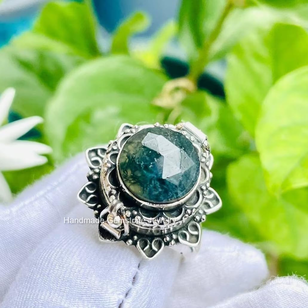 Vintage Boho Hippie Poison Ring for Women - Natural Labradorite Gemstone with Secret Compartment, 925 Sterling Silver Plated, Perfect Halloween Day Gift, Blue Flash Pill