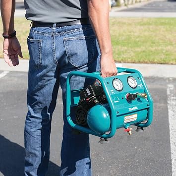 Makita AC001 Compact Air Compressor