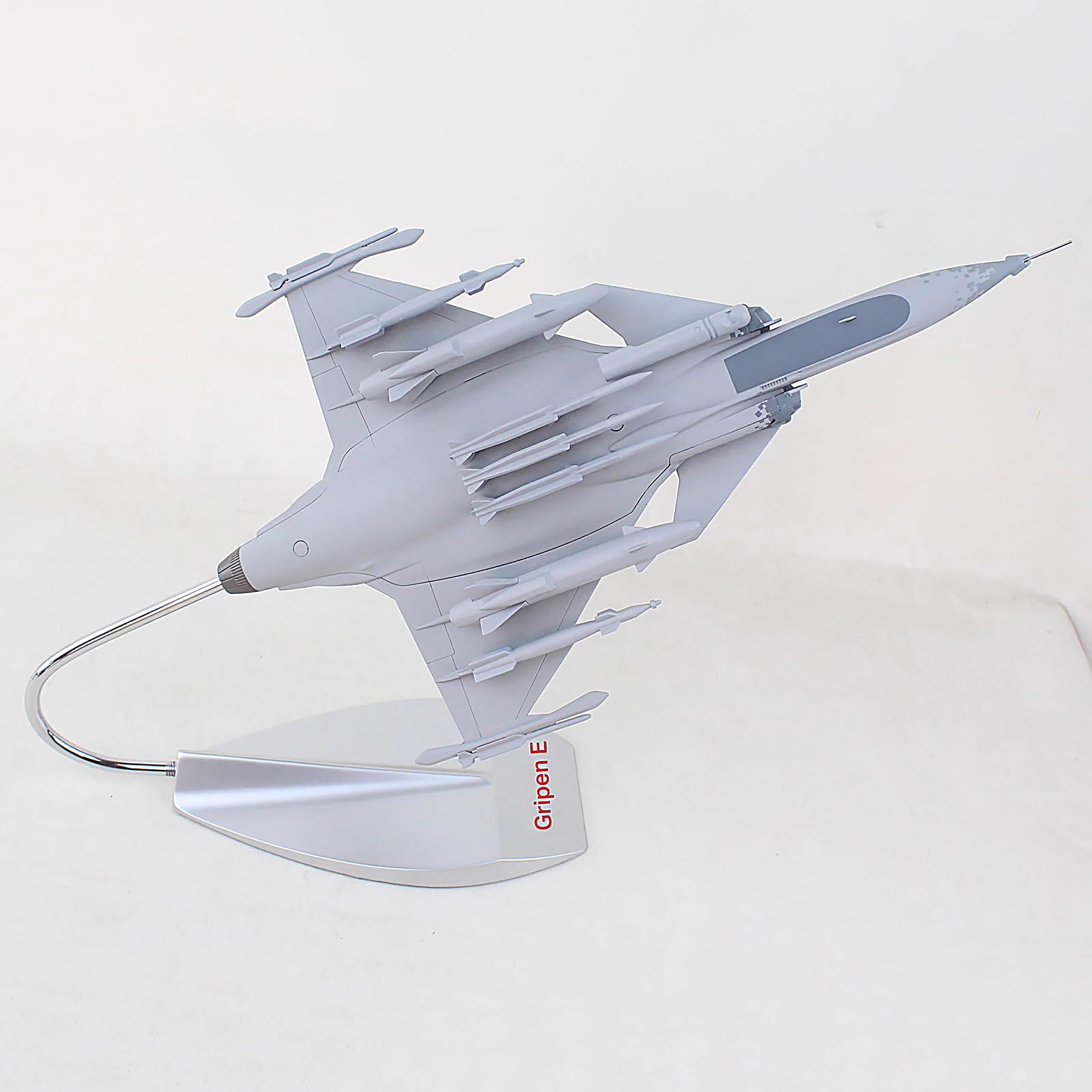 Amazon.co.jp: ODddot サーブサーブJAS-39グリペンファイター1/48 11.4