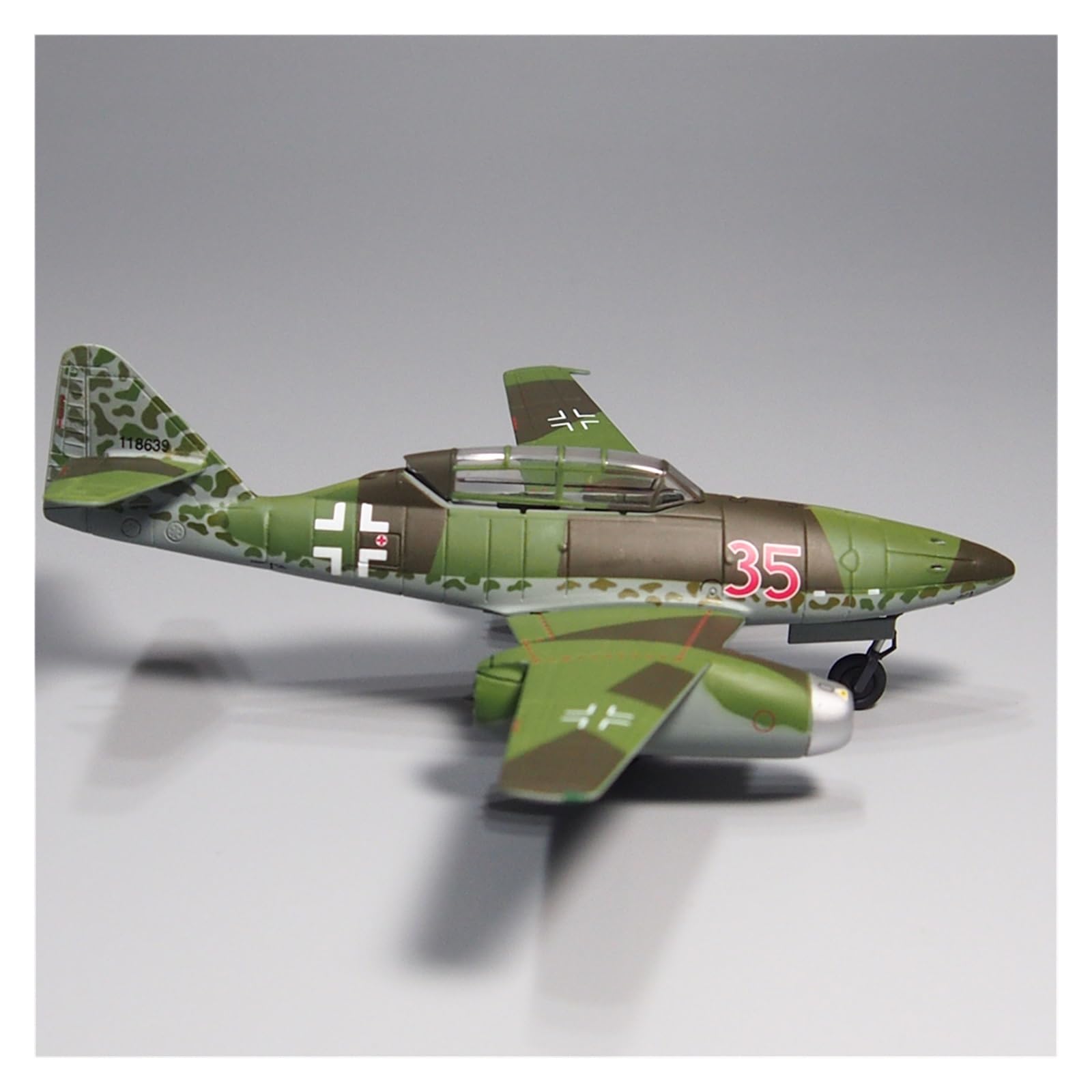 Maquette d'avion chasse militaire Me262B-1a 1/72 Allemagne de collection