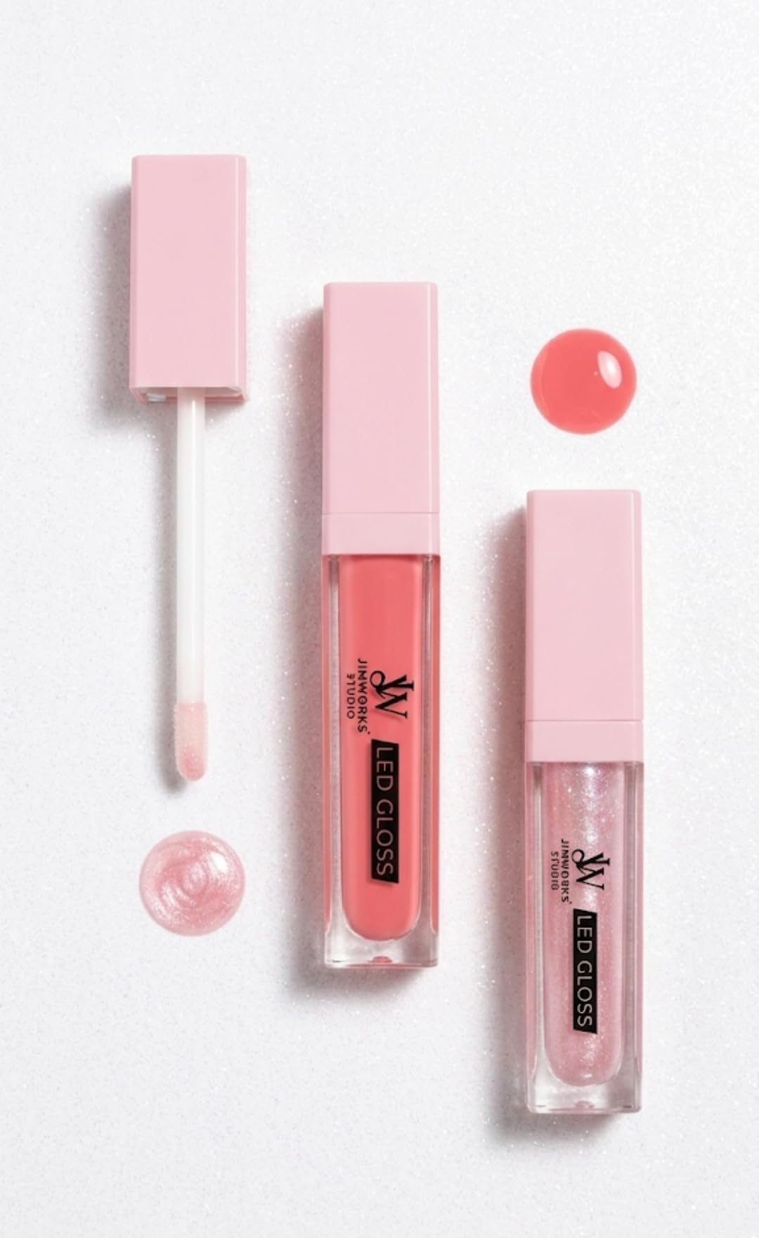 Labial Gloss Luz Led y Espejo Incorporado Glitter Vitamina E Aceite Jojoba Para Oscuridad Coche Disco