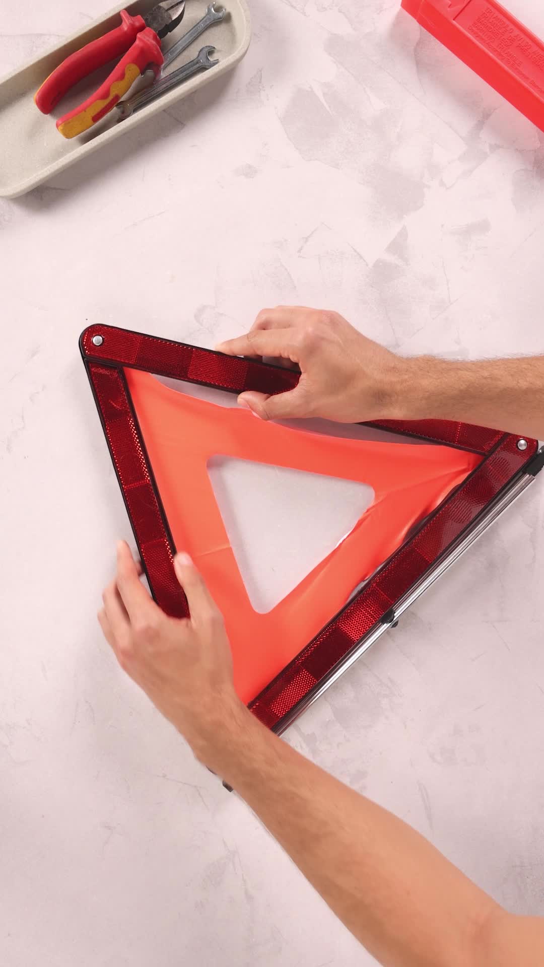 Simply SWT1Foldable Warning Triangle, Complied with ECE R27
