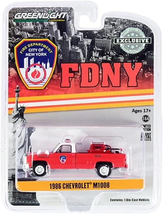 Miniatura 2 de Greenlight 164 1986 Chevrolet & let M1008 4x4 - FDNY (La Ciudad Oficial del Departamento de Bomberos de Nueva York) con equipo de bomberos, manguera