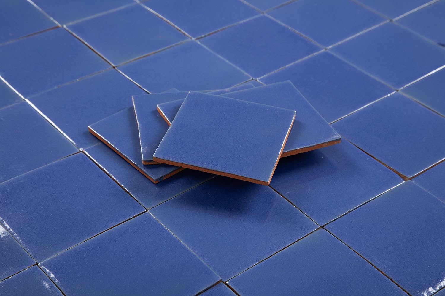 Cerames Azulejos azules mexicanos monocolor Hernández - azulejos de mosaico, azulejos ceramica monocromáticos para cocina, baño, ducha | Un paquete de 90 baldosas azules ceramica 10,5x10,5 cm