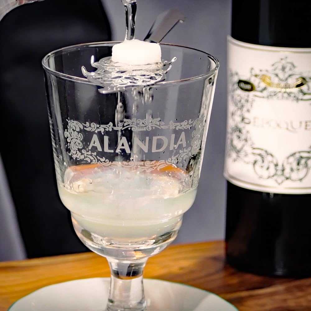 Absinth Époque | Premium Absinth aus Deutschland | Mit Goldmedaillen prämiert | Mit Vanille destilliert | 70% Vol. | Handverkorkte Flasche | (1x 0,7 l)