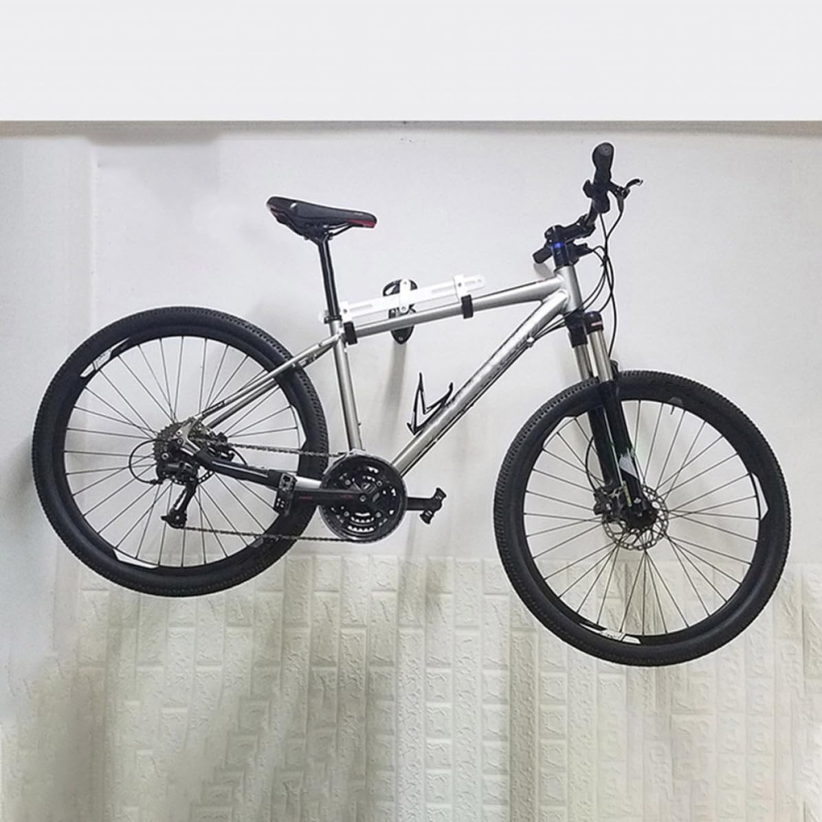 Soporte para Bicicleta Ajustable de Pared en Aleación de Aluminio Negro
