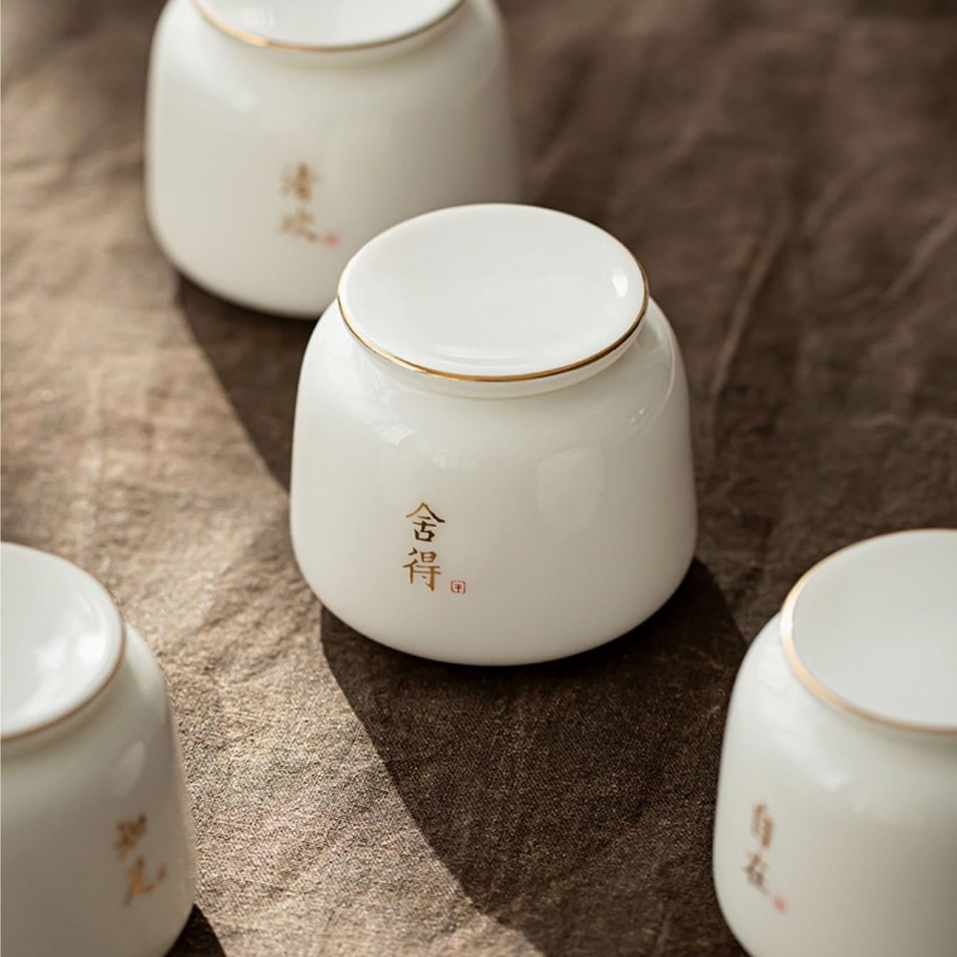 HLTYGWX Słoik na cukier Biała porcelana Słoik do przechowywania luźnej herbaty Ceramiczny szczelnie zamknięty słoik Mały podróżny Przenośny słoiczek na herbatę Słoik do przechowywania przypraw