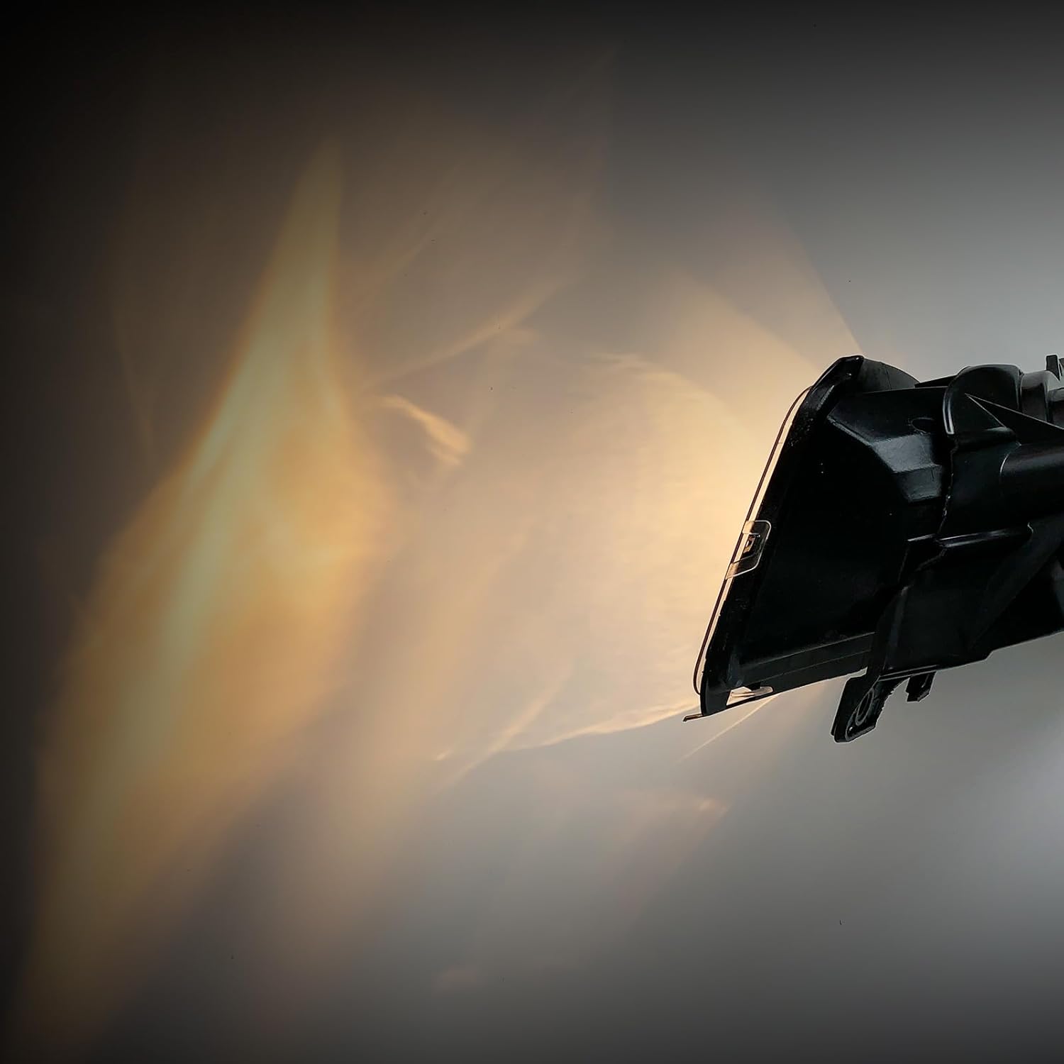 Fog Light fit for 2013 2014 2015 2016 2017 2018 Dodge Ram 1500 Pickup 2019 2020 2021 RAM 1500 Classic(Not Fit for Rebel Model) With 9006 12V 35W Halogen Bulbs- Smoked Lens