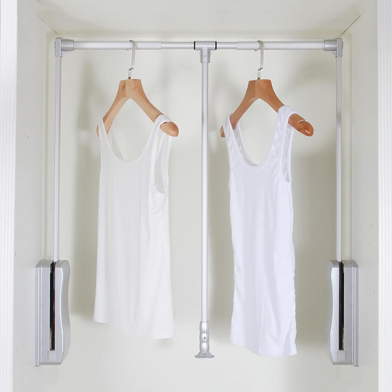 GTHTUHFD Extendable Wardrobe Clothes Lift, Adjustable Garment Rod 550X660Mm/660X890Mm/890X1200Mm, Silver Pull-Down Hanger, Space-Saving Closet Nizer, 890X1200Mm Silver-660x890mm