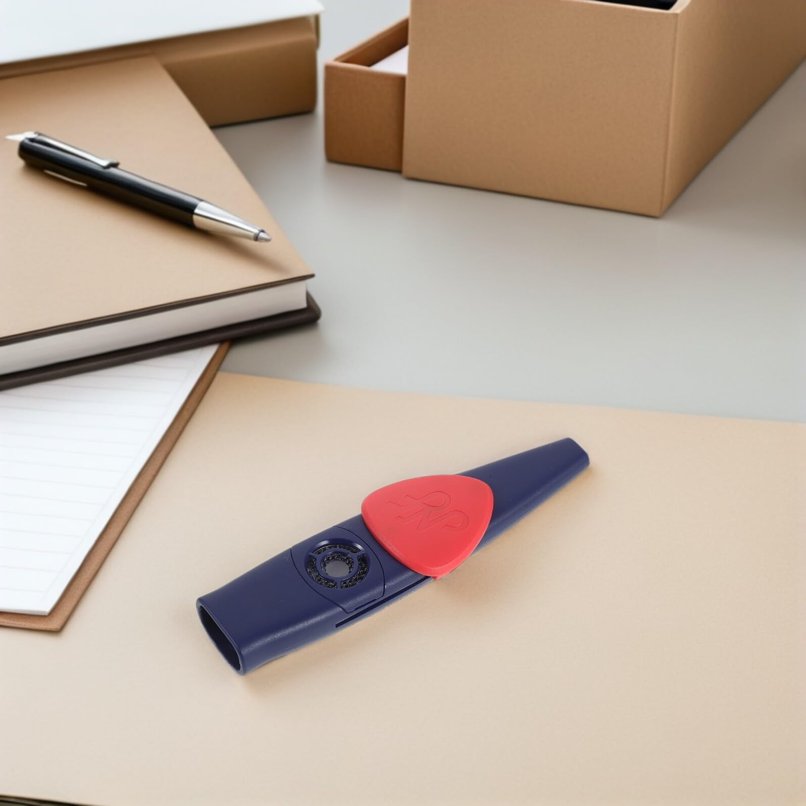 minkissy Kazoo Professionnel pour Adultes Léger et Portable – pour Guitare, Ukulélé et Piano