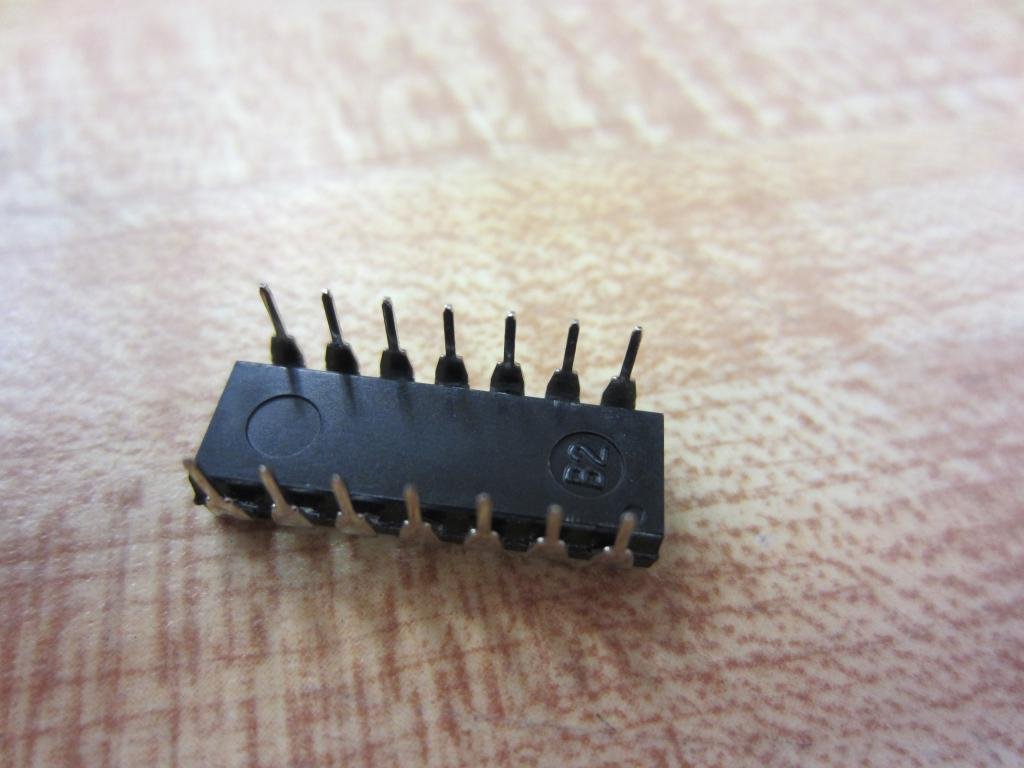 National Semiconductor DM7420N Integrated Circuit (Pack of 3)