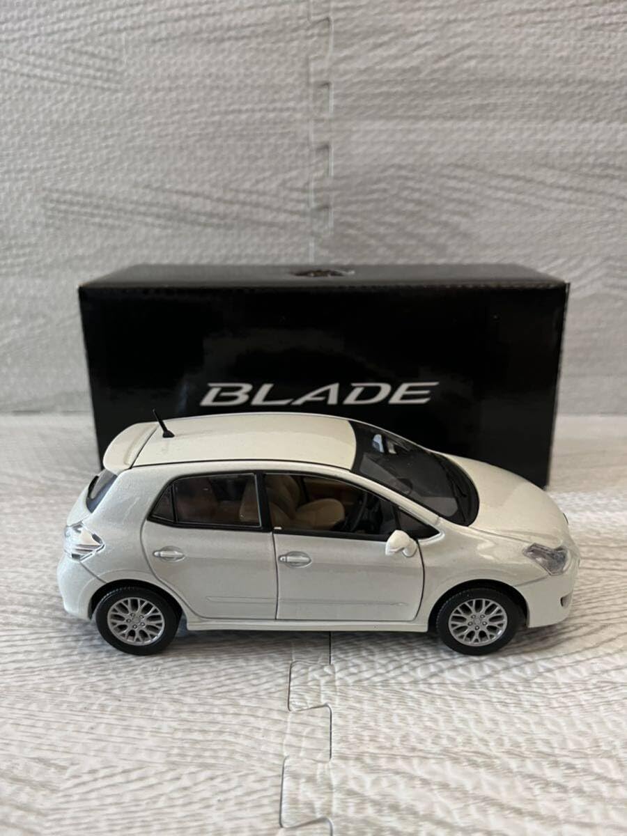 トヨタ ブレード1/24　カラーサンプル　ミニカー　非売品 トヨタ ブレード1/24 カラーサンプル ミニカー 非売品 2025年
