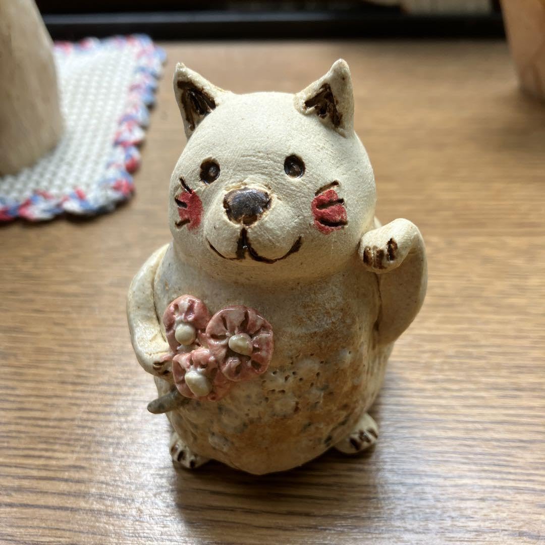 Amazon.co.jp: 猫 ネコ 招き猫 陶器 置物 : ホーム＆キッチン