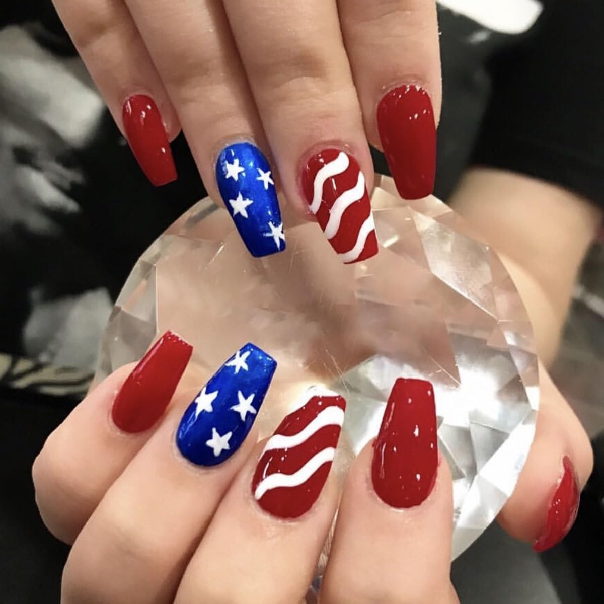 KZBTRBTIndependence Day Press on Nails Medium Coffin 4th of July Fake Nails Glossy Red White Blue Star Stripes with Designs Reusable Artificial False Nails Glue on Nails for Women Girls Nail Decoration 24Pcs