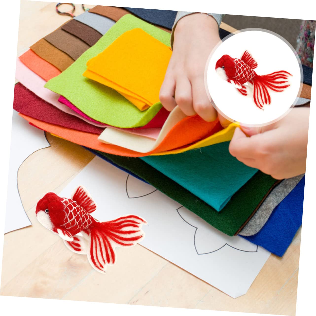 Gogogmee Goldfish Material Pack Craft Kits Tufting Kit DIY Felting Craft Tools Wool Felt Tool Set