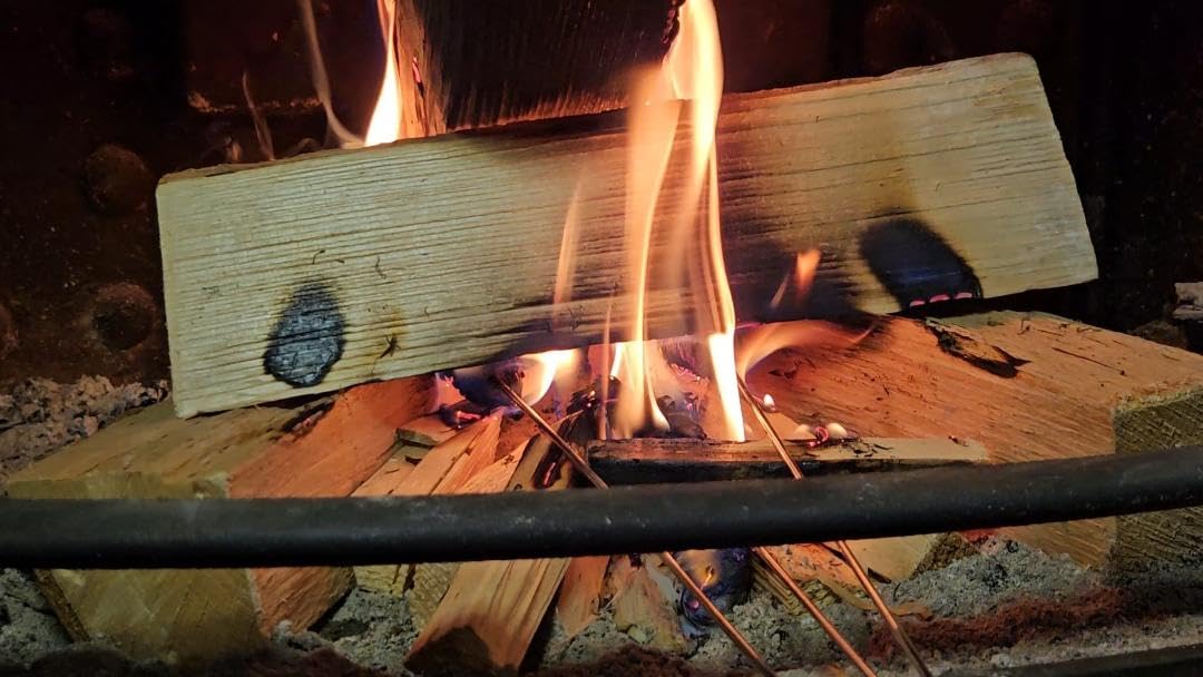 Allume-Feux en Laine de Bois 100% Naturel et Biologique Boite 210 pour Cheminée Barbecue Poêle