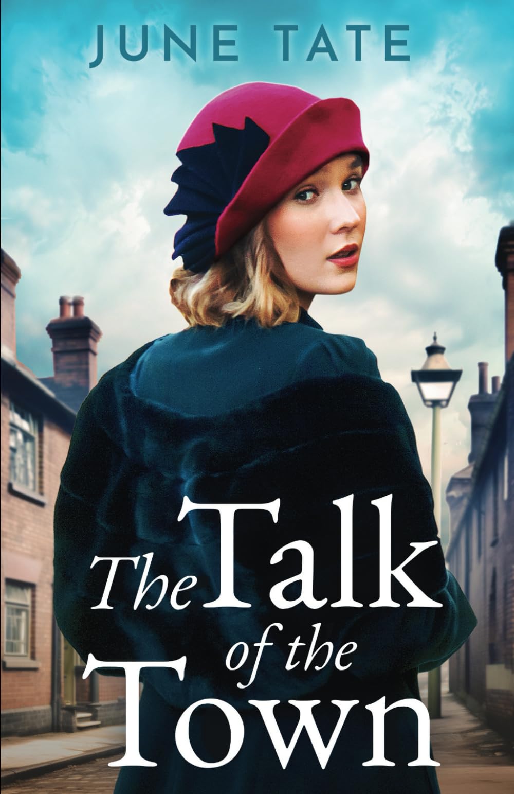 The Talk of the Town: An uplifting and emotional historical saga (Southampton Sagas)