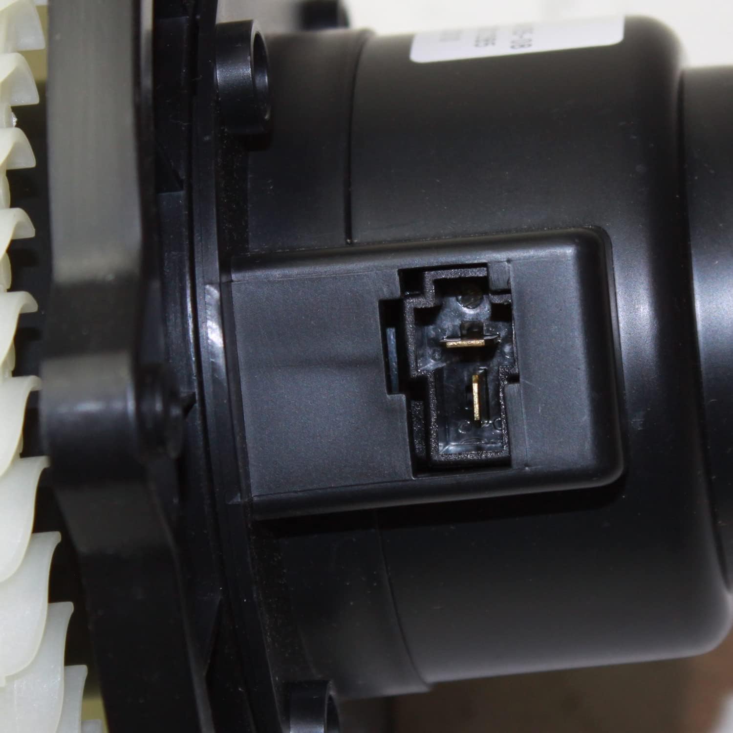 TYC 700210 Replacement Blower Assembly for Suzuki