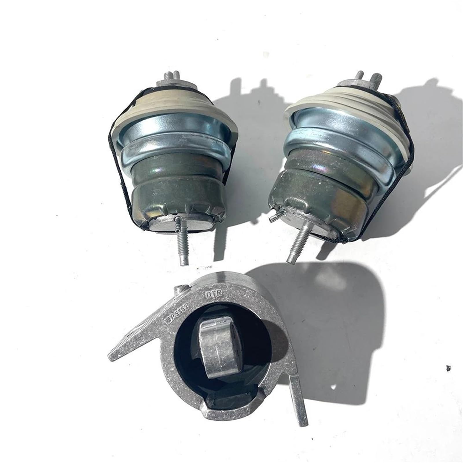 Engine Transmission Support Motor Mounts Kit for Jaguar XF XJ X351 2. 3.0 Diesel C2Z13435 C2D6341(3pcs)