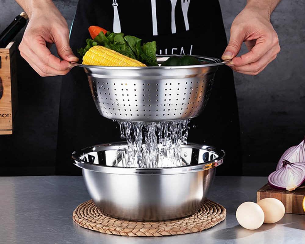 Juego de 4 cuencos de acero inoxidable y coladores microporosos, cuencos anidables de 3 cuartos y 5 cuartos de galón con coladores de drenaje fino para lavar arroz, frutas, verduras, pasta y más 7