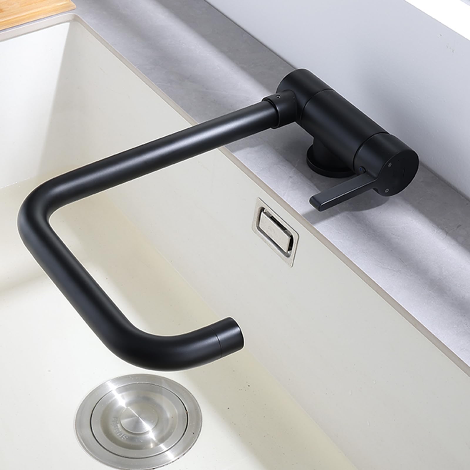 Robinet mitigeur cuisine pivotant avec bec rabattable eau chaude froide