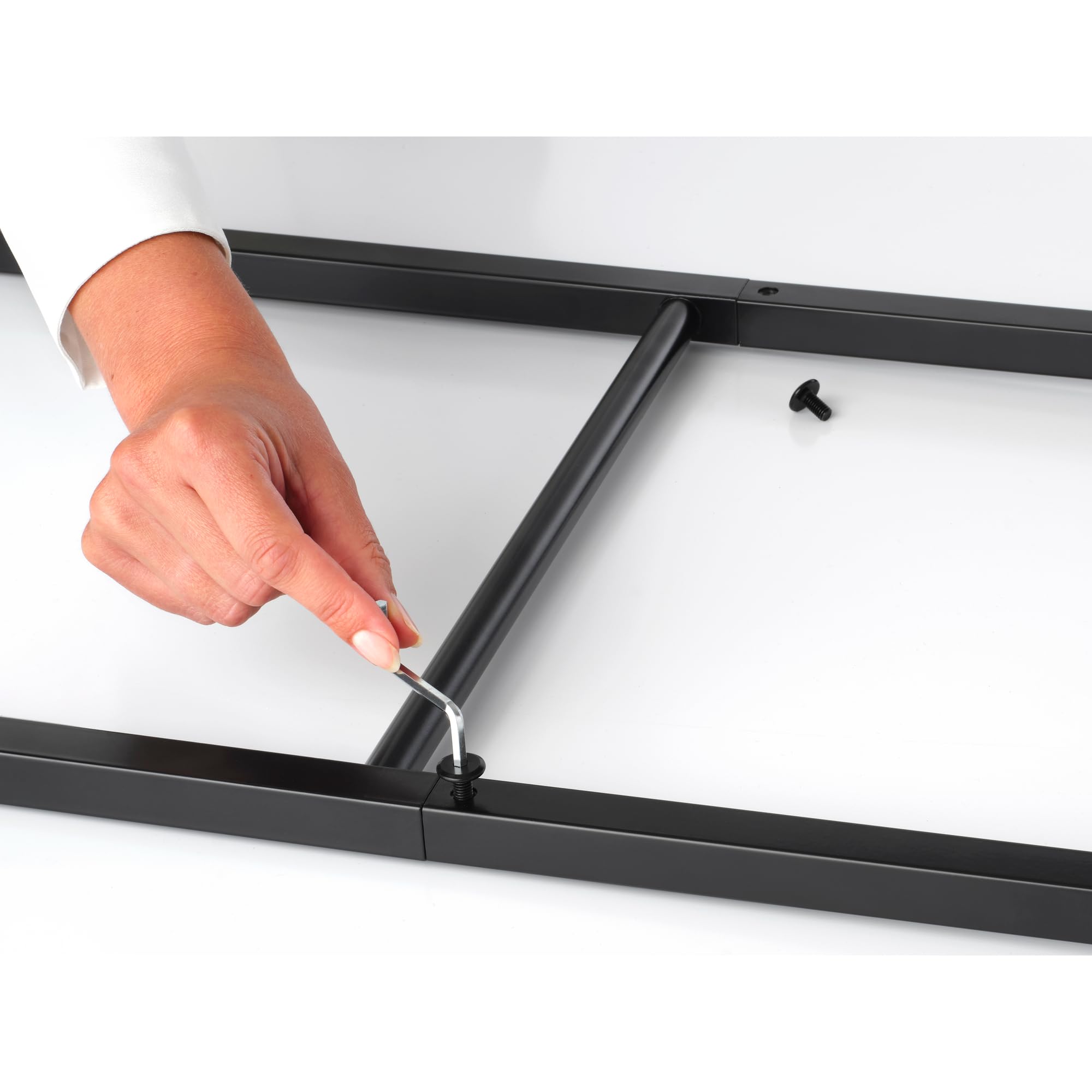 Brabantia - Galán de Noche Linn - Perchero multiusos - Colgar, airear o secar - con gancho para colgar - Compacto - Riel para ropa o toallas - Accesorio para el hogar - Negro Mate