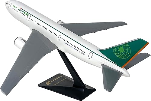 Miniatura 3 de Flight Miniatures Eva Air 767-300 Escala 1:200 - Modelo de avión de plástico a presión - Réplica coleccionable de la pieza de avión Eva Air -