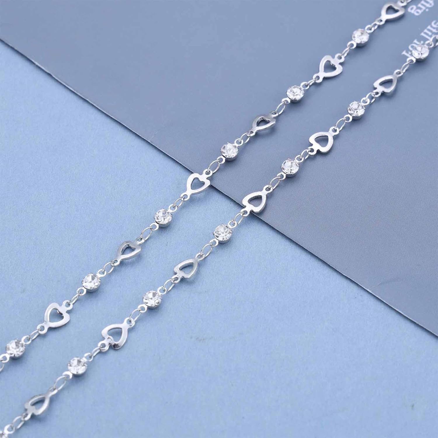 Andelaisi Boho Crystal Y Lariat Necklace Vintage Hollow Heart Pendant Necklace Gold Heart Choker Necklace Adjustable CZ Heart Long Chain Necklace Jewelry for Women - Image 8