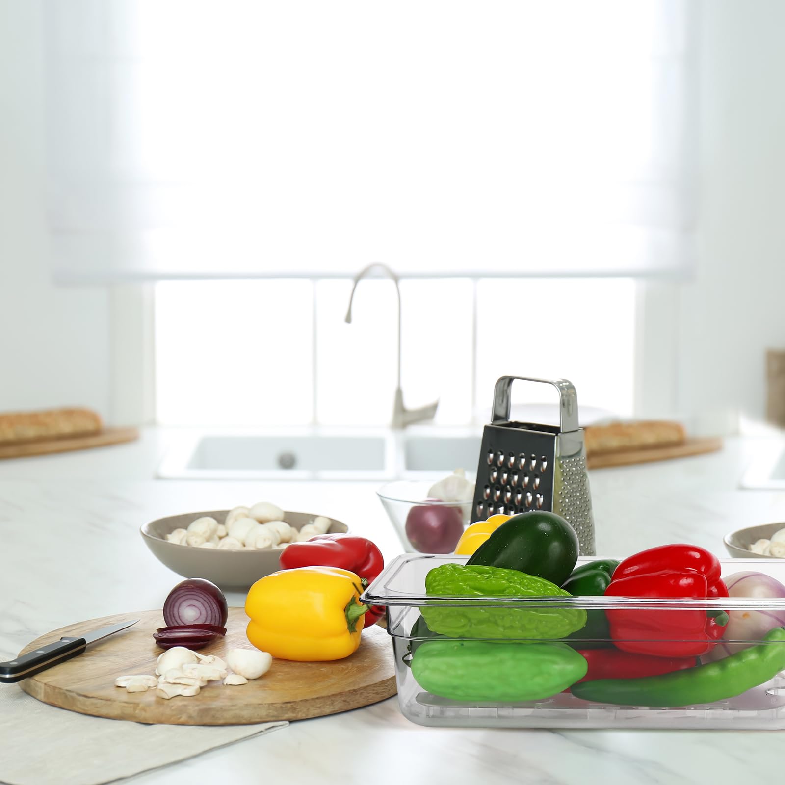 Sunnyray Juego de 6 sartenes de policarbonato de tamaño 1/3 con tapas y estante de drenaje, recipientes cuadrados transparentes para almacenamiento de alimentos para cocina, restaurante, frutas,