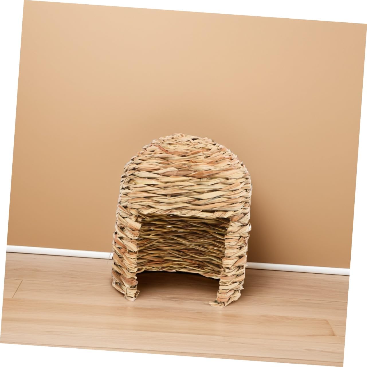 Totority Grass House for Rabbits Guinea Pigs Natural Hideout Sleeping Nest Portable Woven Hay Bed for Small Animals Cozy Playhouse for Bunnies Chinchillas Ferrets