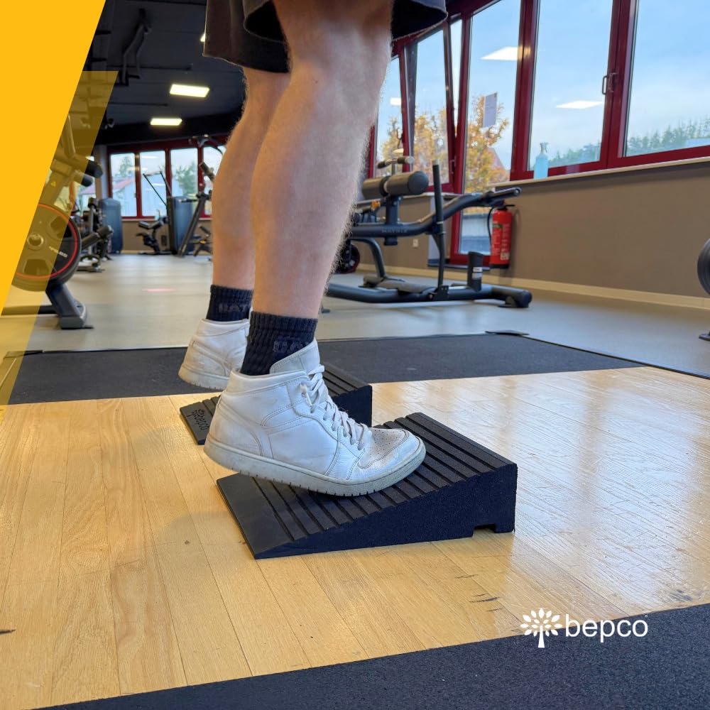bepco Kneeblock – Squat Wedge, wyciągacz łydek z gumy pochodzącej z recyklingu – 3 w 1 blok mobilny na kolana, stawy skokowe i łydki – idealny do treningu, na co dzień i rehabilitację