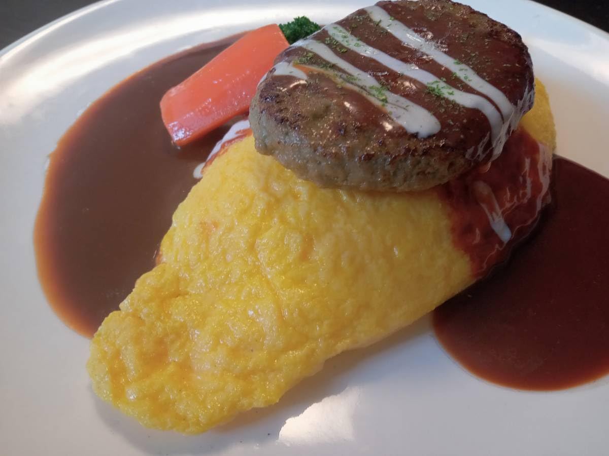 激レア　食品サンプル　クリームソースオムライス　グラタン　2点セット 食品サンプル オムライス デミグラスソース - メルカリ