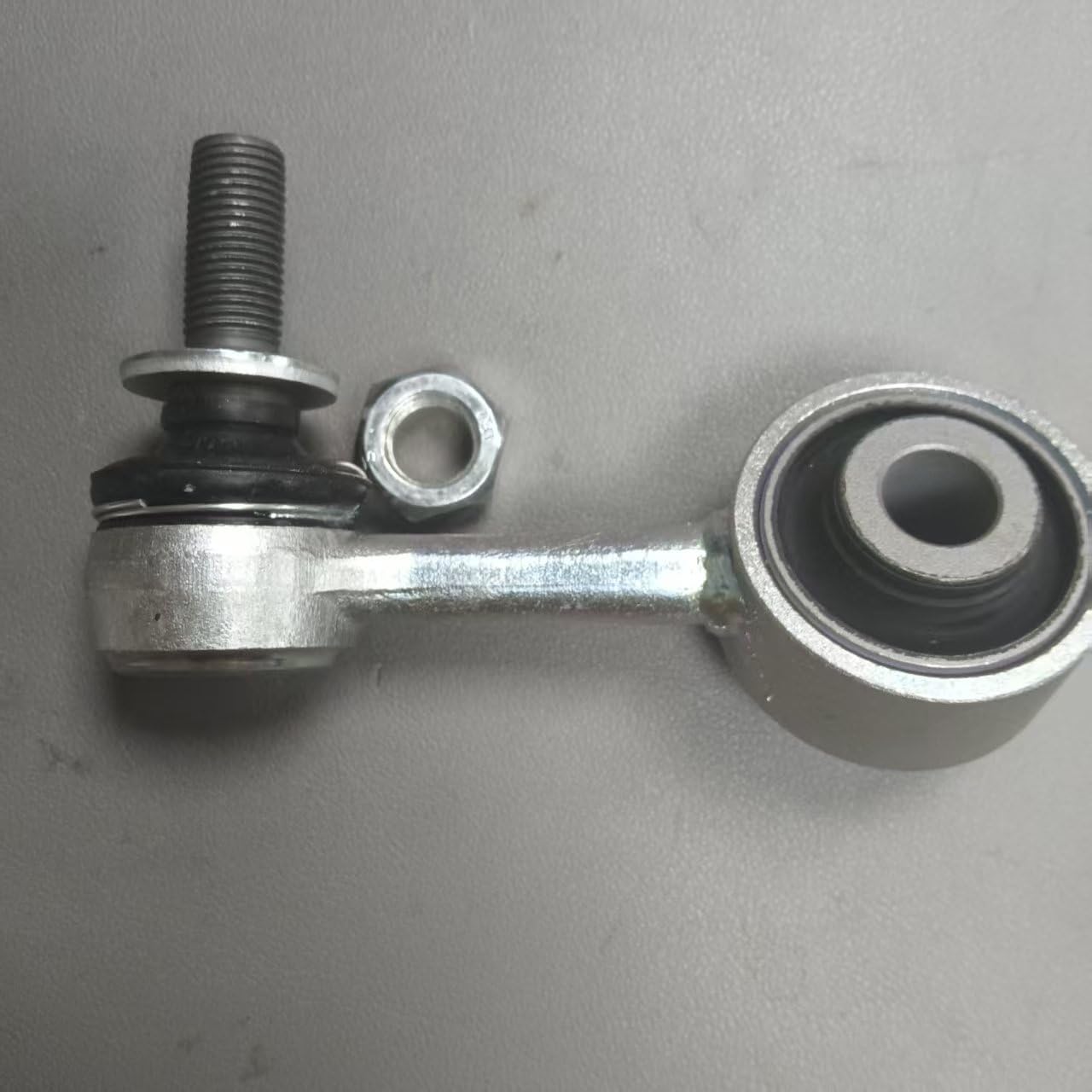 ŁĄCZNIK STABILIZATORA PRZEDNIEGO 48810-0C010 488100C010