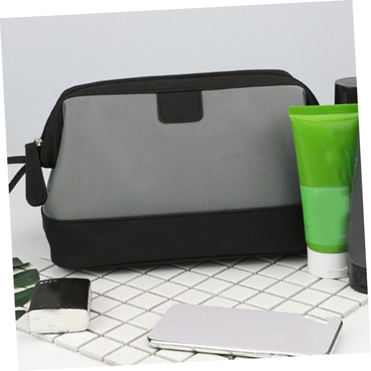 VALICLUD Neceser para Hombre Bolsa De Aseo Práctica y Portátil Neceser De Maquillaje Cremallera para Viajes y Fabricada Material Resistente Al Agua