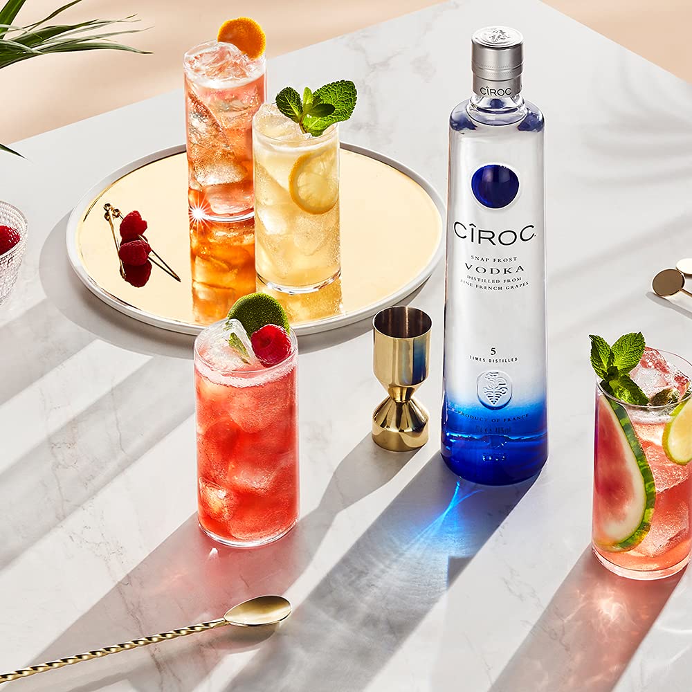 CîROC Snap Frost, Ultra-Premium Wodka, aus feinen Trauben, mit köstlichem Zitrusgeschmack, handgefertigt im Süden Frankreichs, 40% Vol, 700ml Einzelflasche