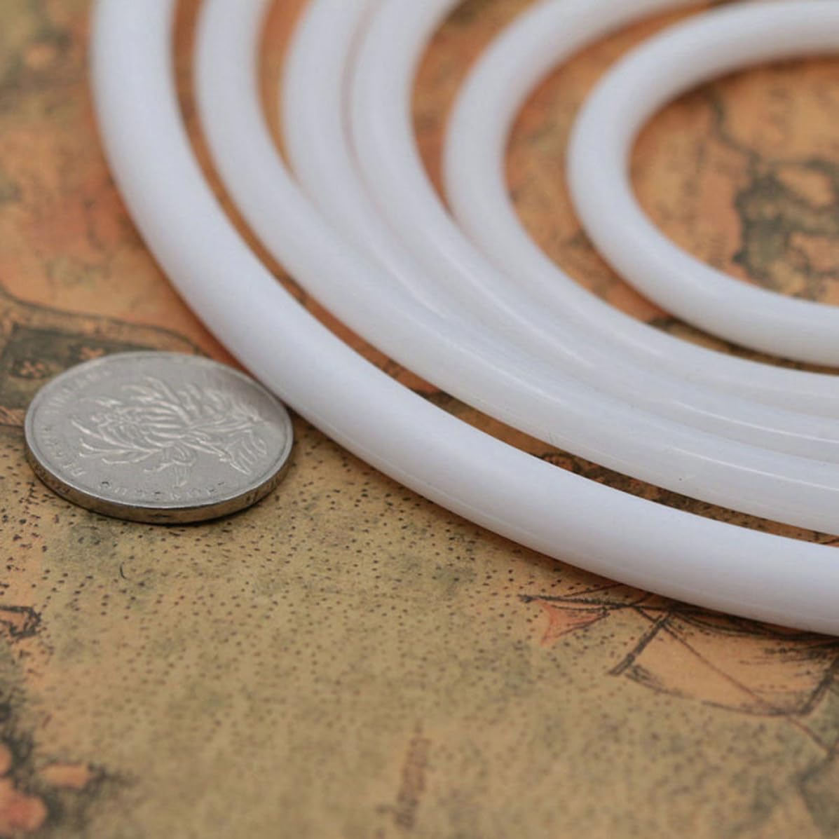10 Cerceaux Ronds en Plastique Blanc de 30 Cm pour Attrape-rêves Soi-même, pour Projets de Tricot et Mandalas, Lot de 10 Pièces pour Garçon et Filles et Filles