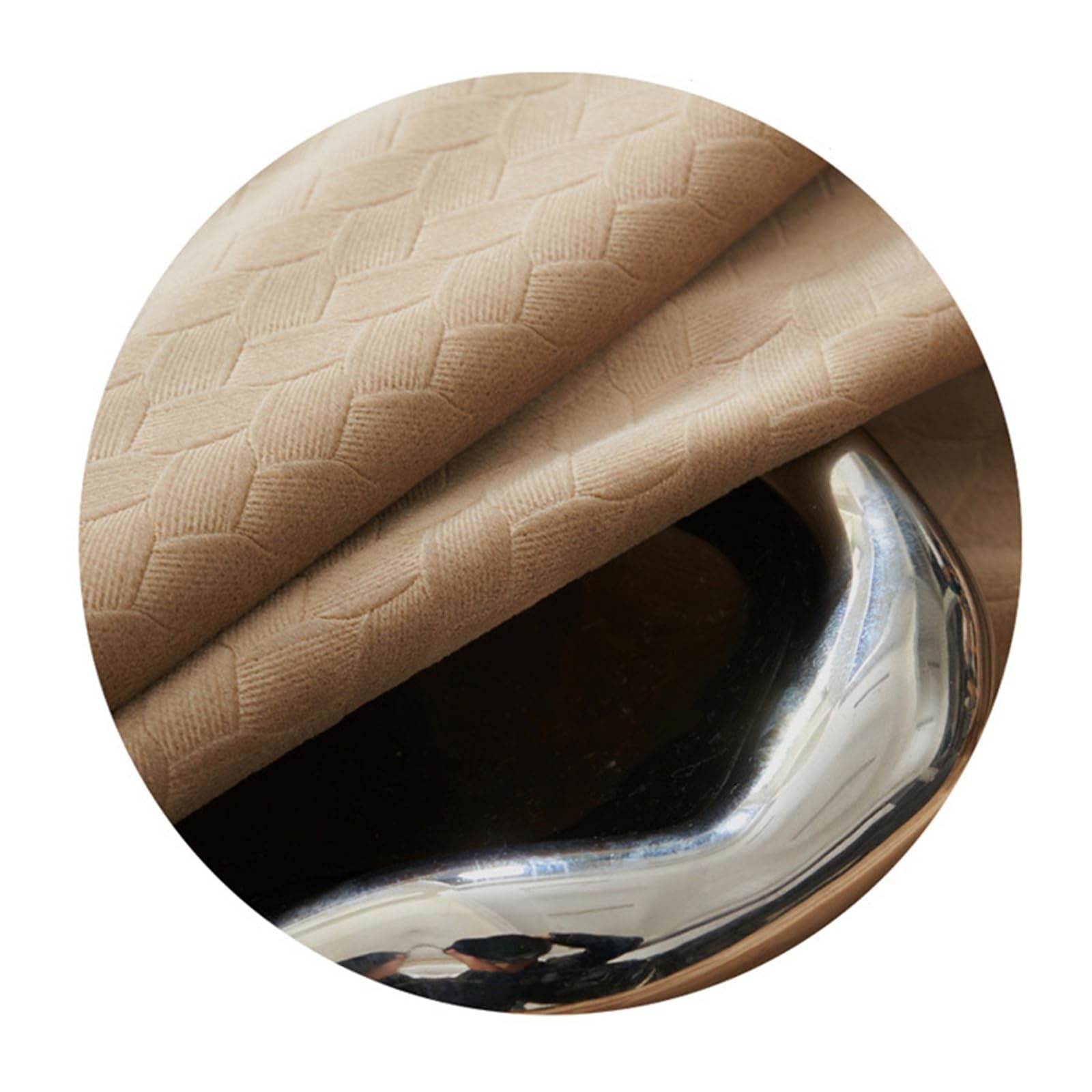 Rideaux occultants caramel pour créer une ambiance cocooning et tamisée dans la chambre