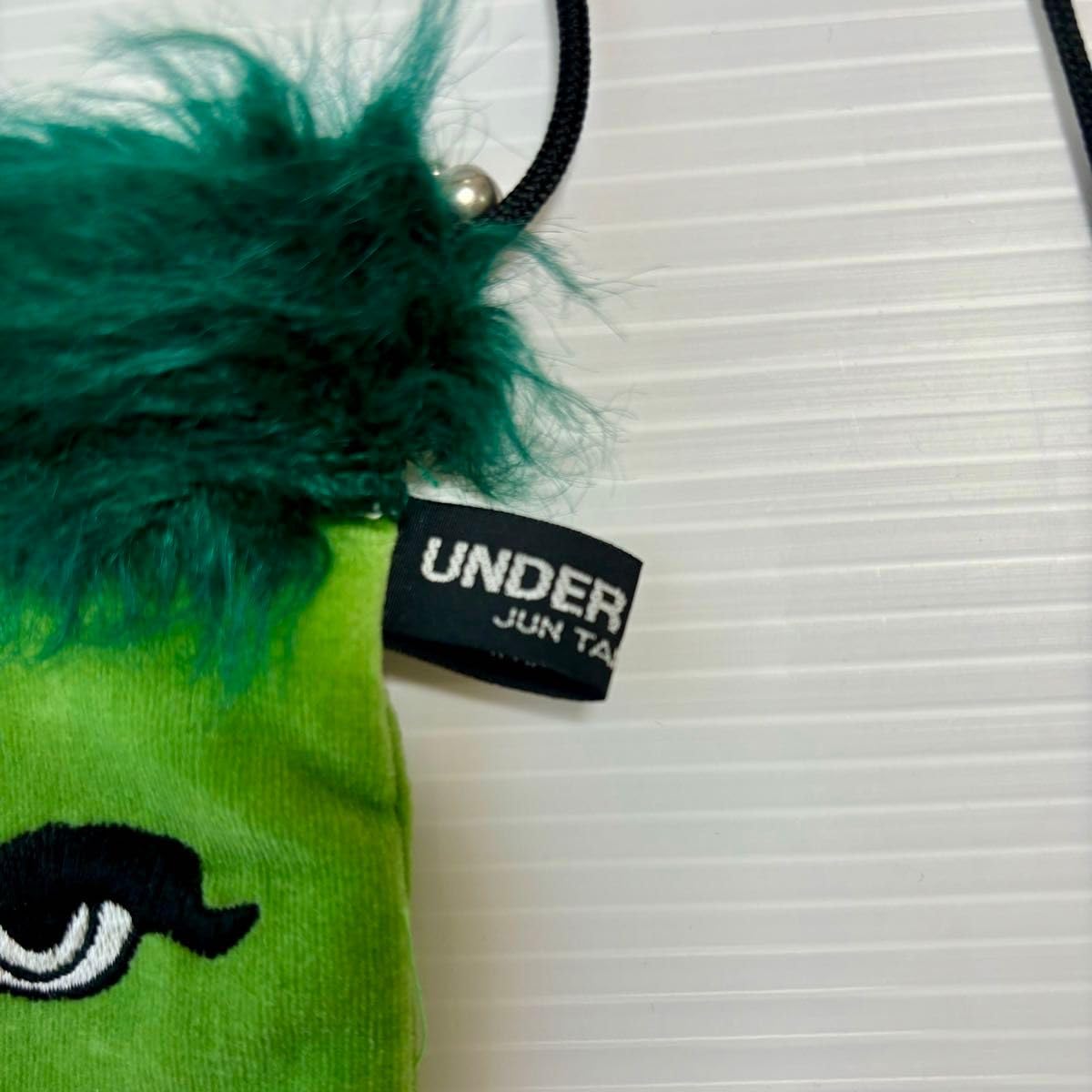 Amazon.co.jp: UNDERCOVER 青山OPEN限定 三つ目ハルク刺繍 サコッシュ 
