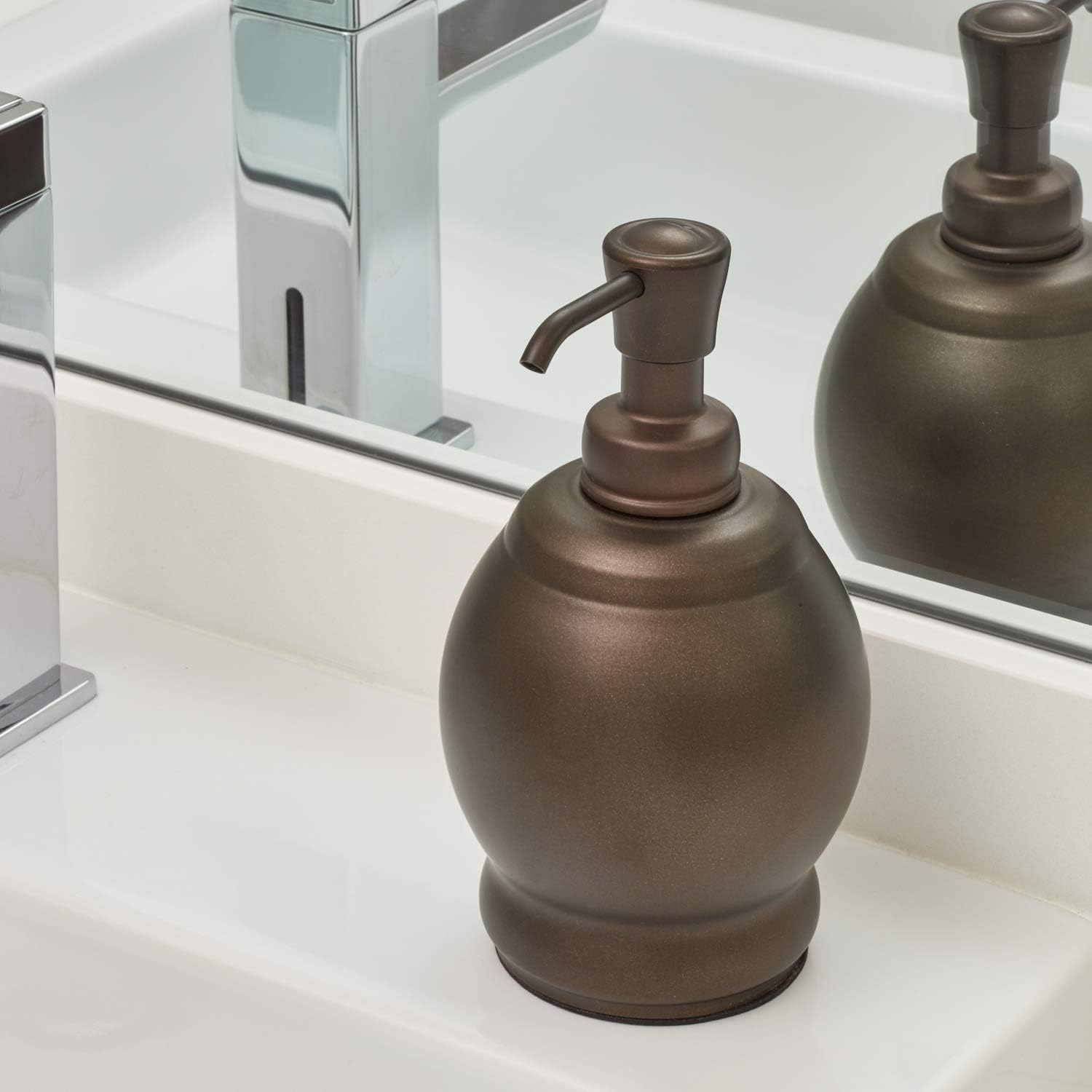 InterDesign 76685 I York Metal Short Soap and Lotion Dispenser Pump for Master, Guest, Kid's Bathroom or Kitchen, 3.75" x 3.75" x 7", Bronze image 2