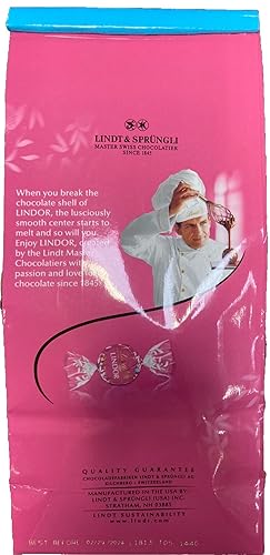 Vista 33 de Lindt LINDOR Trufas de caramelo de chocolate blanco, chocolate blanco con centro de trufa suave y derretida, bolsa de 5.1 onzas