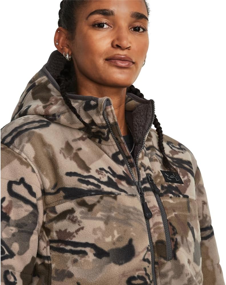 Under Armour Women's Rut Windproof Jacket | Silent Microfleece with Scent Control | Camo Jacket for Women | Sherpa Lining - Image 4