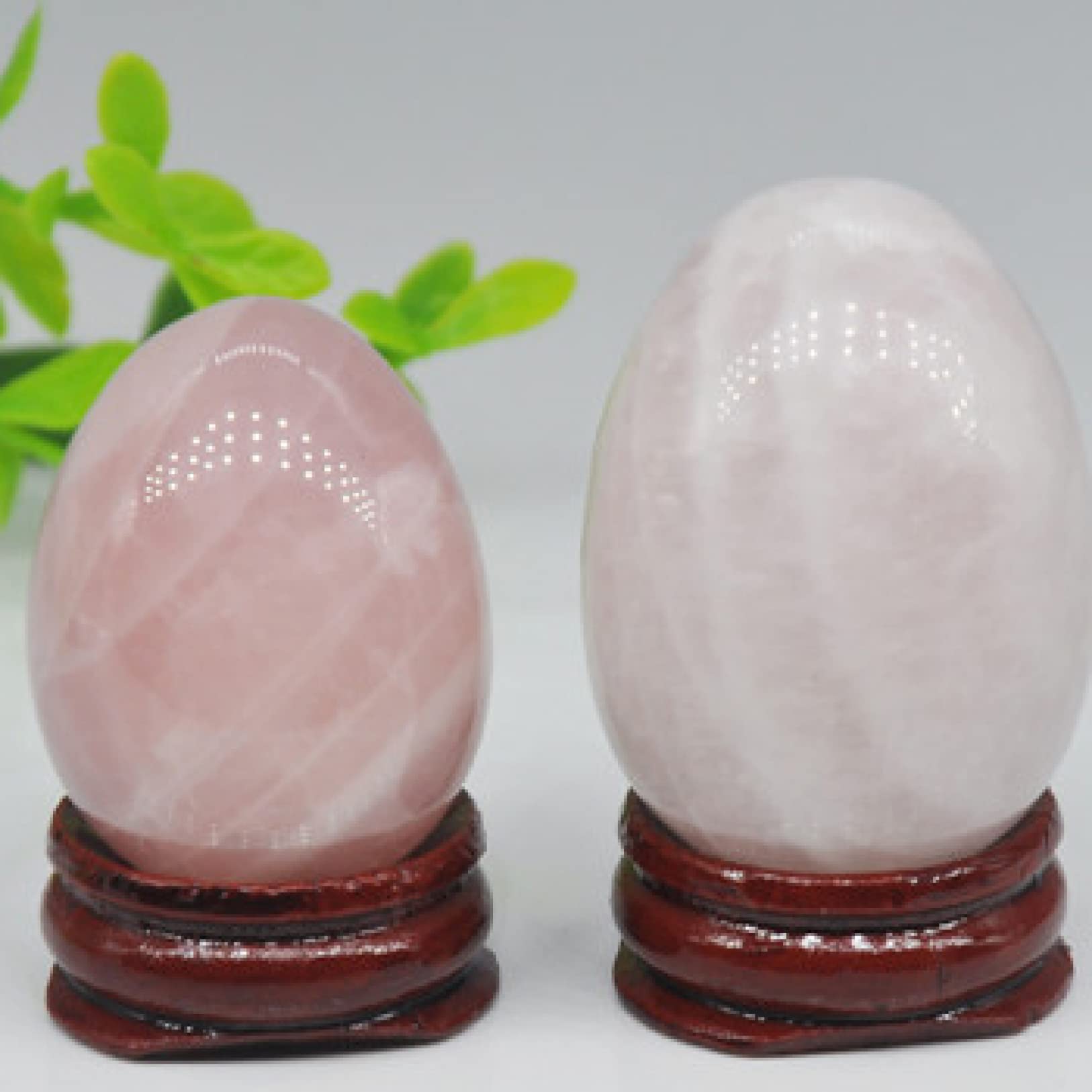 Huevo de cristal natural pulido como regalo artesanal inspirador