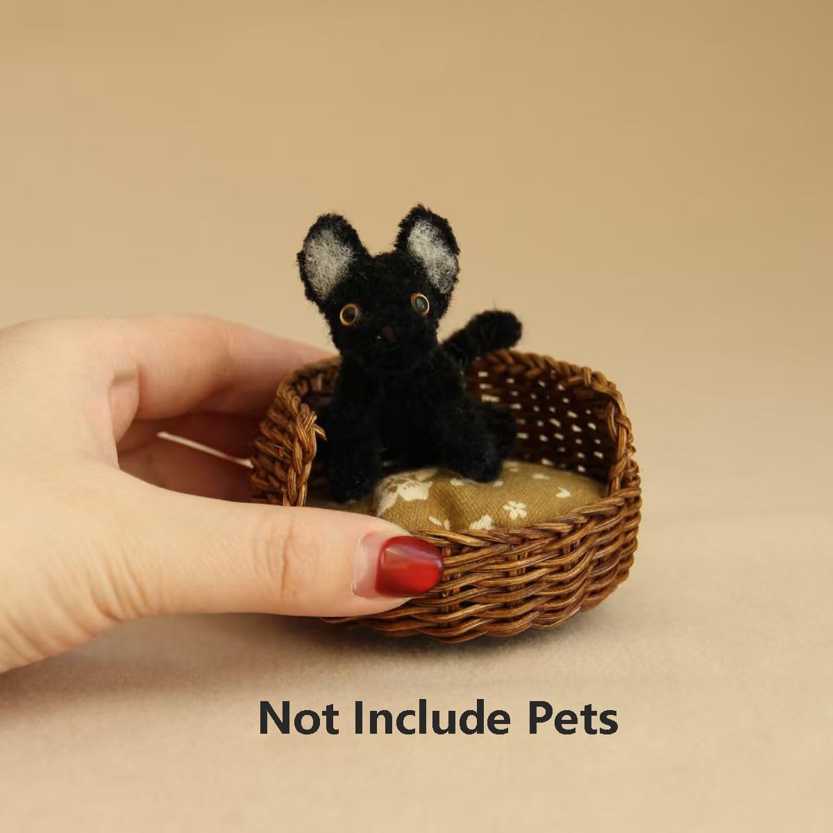 1:12 Scale Mini Rattan Dog Bed for Dollhouse Handmade Wicker Pet Bed, Cute Miniature Dog House Accessories for Doll House Decoration,Dollhouse Furniture Collection (Light) (Basket Dark)