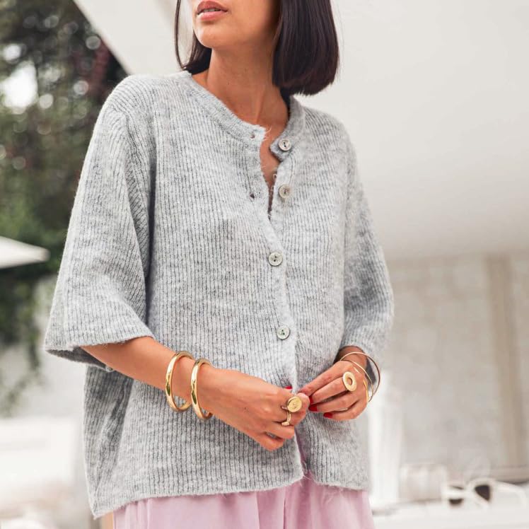 ICNGLKSND Women's Short Sleeve Cardigan Button Down Open Front Crewneck Sweaters Knit Solid Crop Tops2