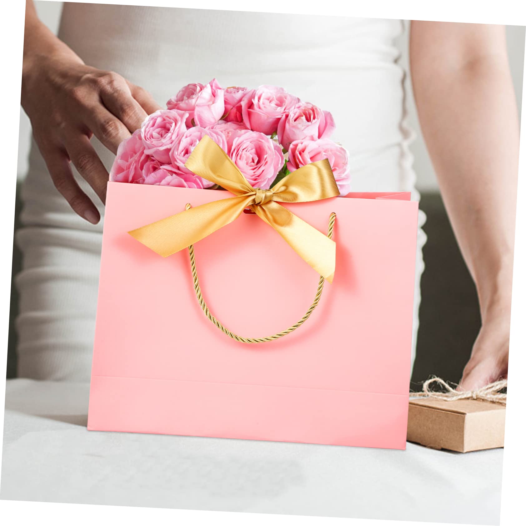 GALPADA 10stücke Papiergeschenktüten mit Henkeln Geschenkverpackungstüten mit Schleifen Kleine und Große Geschenktüten für Partys Hochzeiten Geburtstage und Feiertage