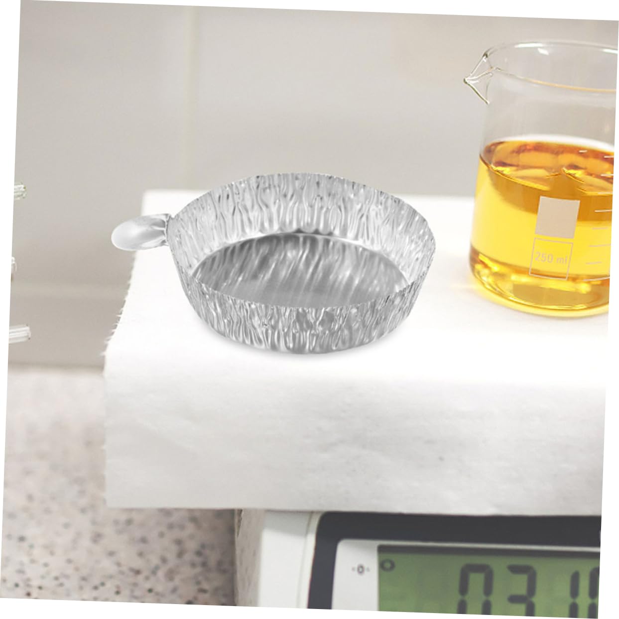 Zerodeko 250pcs Aluminum Foil Weighing Trays Lightweight High Resistant Weighing Pans for Dry Powder and Liquid Measurement for Labs and Home Use