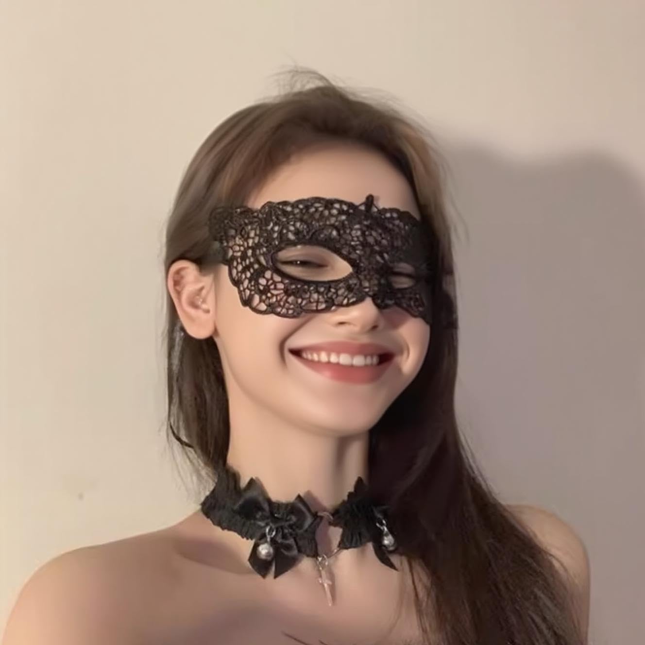 Black Lace Eye Mask and Choker Set