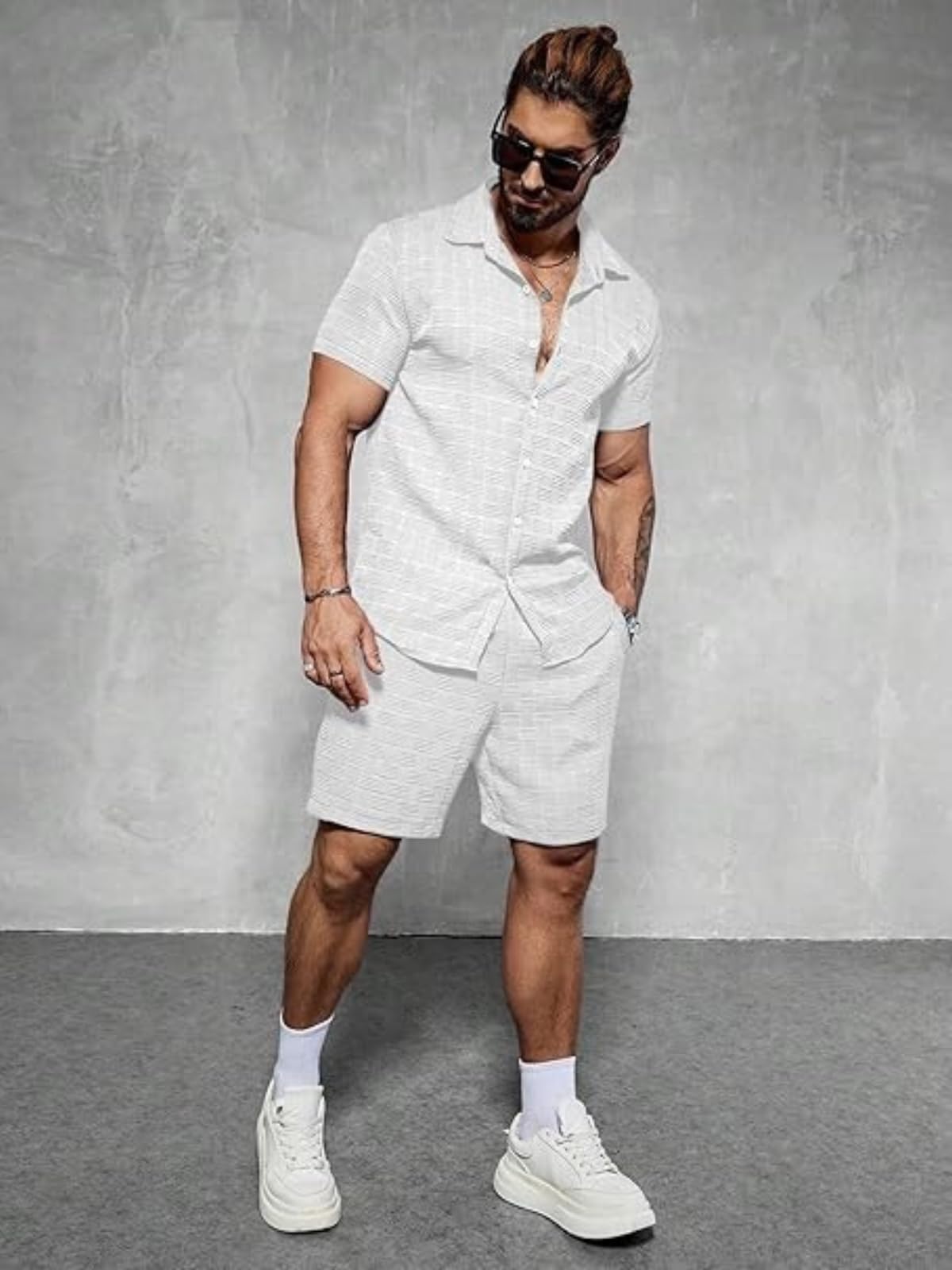 GRECIILOOKS Tenue décontractée 2 pièces pour homme, chemise boutonnée et short, tissu léger en polyester mélangé pour la plage, les voyages, le salon, blanc, taille L